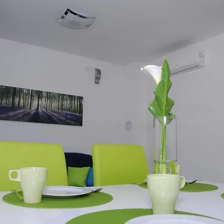 Apartman Maslina A