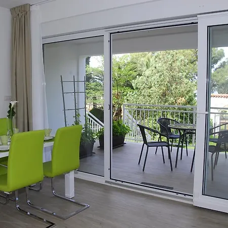 Apartman Maslina A